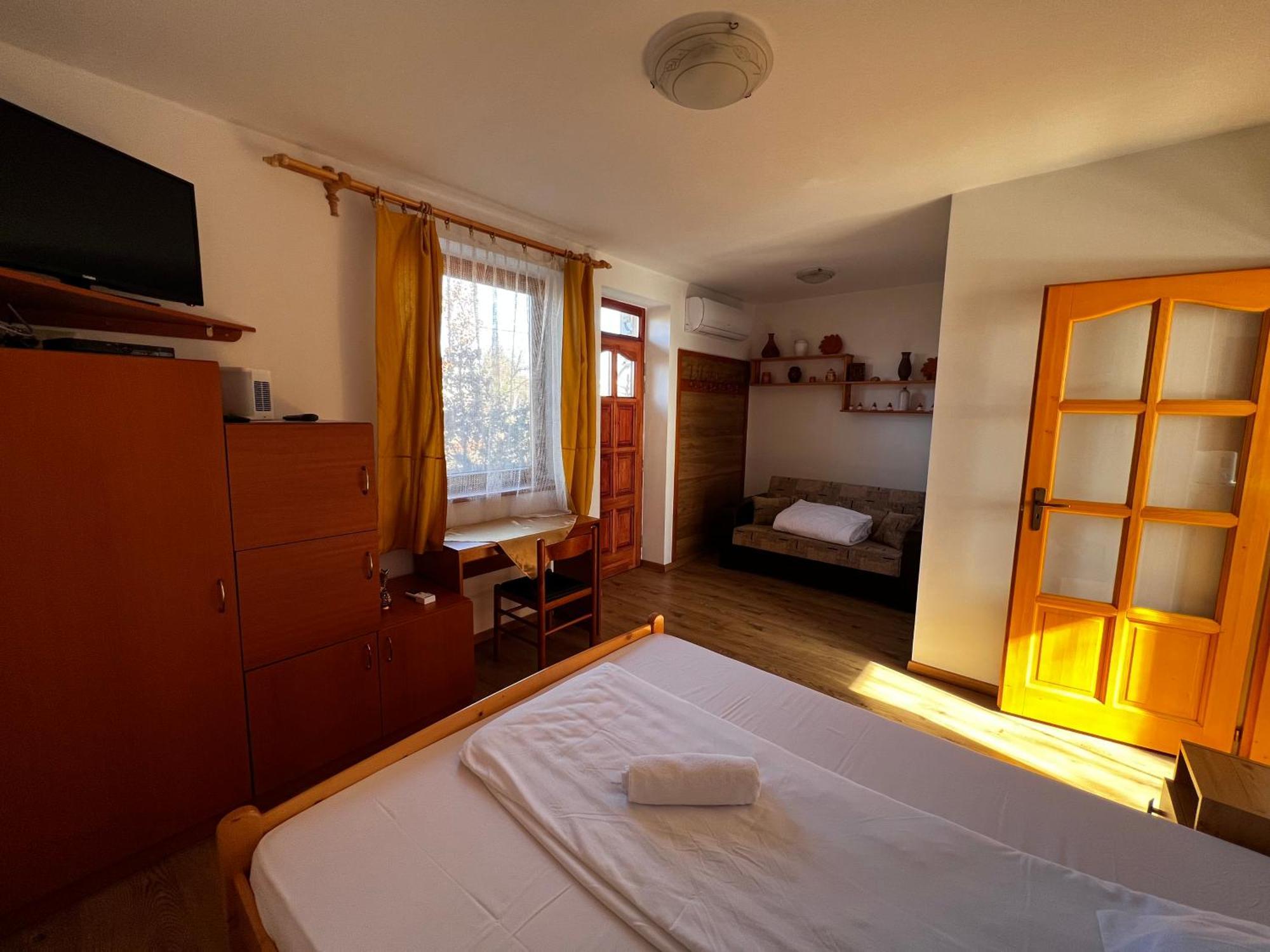 Aqua Thermal Soterapia Es Apartmanhaz Püspökladány Dış mekan fotoğraf